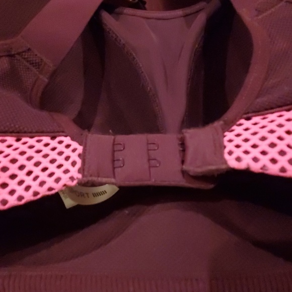 Victoria's Secret Sports Bra - Picture 3 of 4